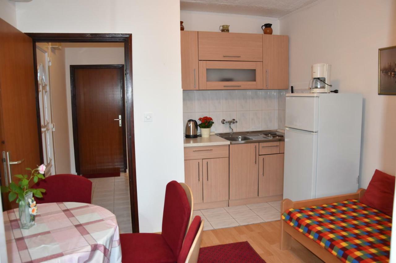 Apartmani Novosel Šilo Dış mekan fotoğraf